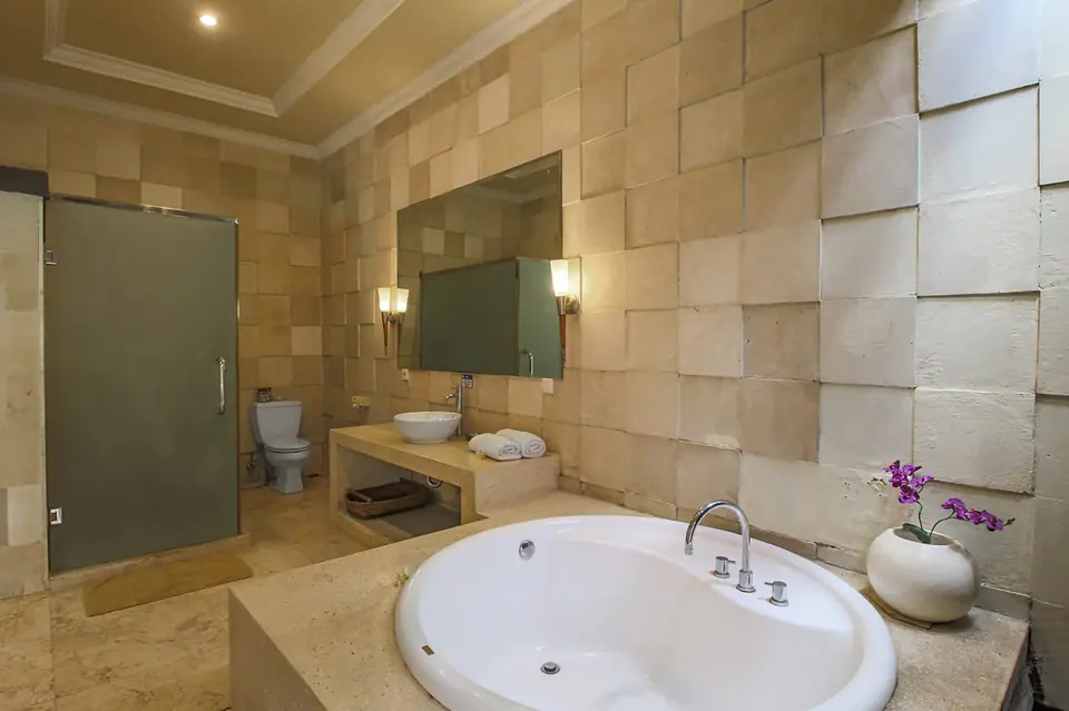 Frangipani Suite — photo 5 of 10