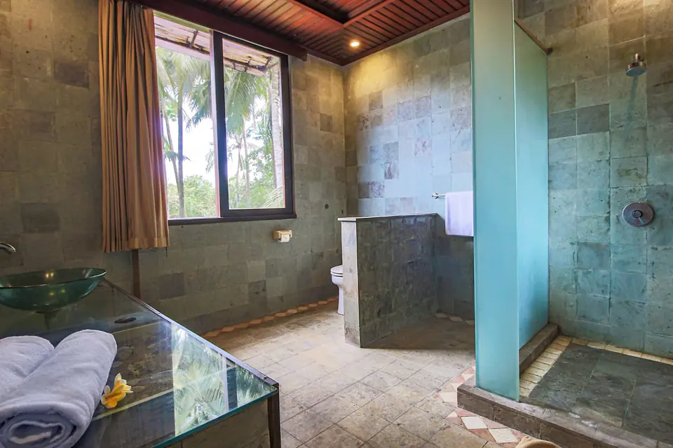 Orchid Suite — photo 9 of 10