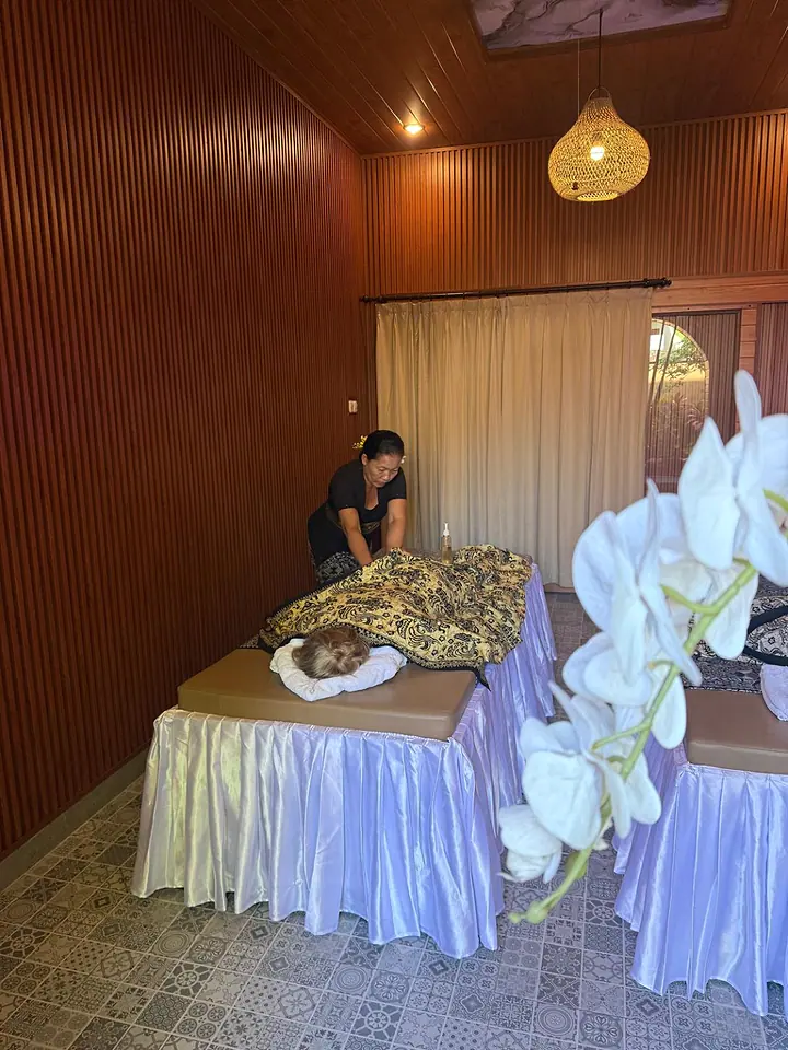 A warm covered treatment at Sakura Spa Ubud